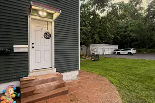 7 Linden Pl, Meriden, CT 06450 - Photo 11