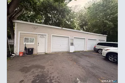 7 Linden Place, Meriden, CT 06450 - Photo 3