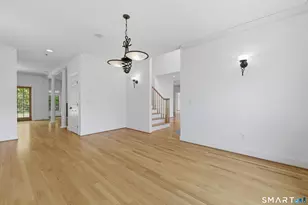 7 Mountainside Rd, West Hartford, CT 06107 - Photo 9