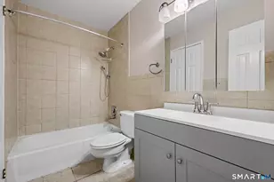 77 Webb Ave, Stamford, CT 06902 - Photo 15