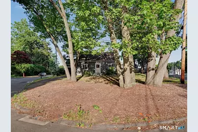 2 North Forest Circle, West Haven, CT 06516 - Photo 35