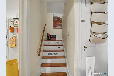 2 North Forest Circle, West Haven, CT 06516 - Photo 19