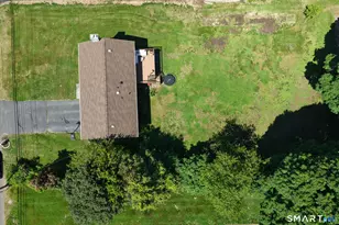 40 Orchard St, Avon, CT 06001 - Photo 5