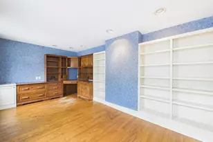 21 Elm St, Stonington, CT 06378 - Photo 11