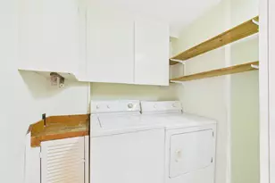21 Elm St, Stonington, CT 06378 - Photo 25