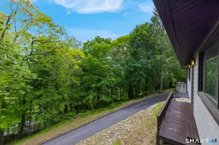 41 Elbow Hill Rd, Brookfield, CT 06804 - Photo 21