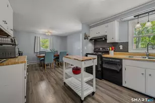 6 Amherst Ct, Groton, CT 06355 - Photo 11