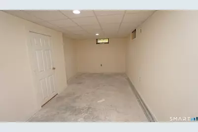 39 Grove Street, Wallingford, CT 06492 - Photo 11