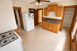 99 Westfield Ave, Ansonia, CT 06401 - Photo 5