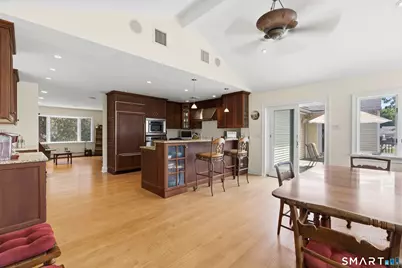 13 Donnelly Drive, New Fairfield, CT 06812 - Photo 3