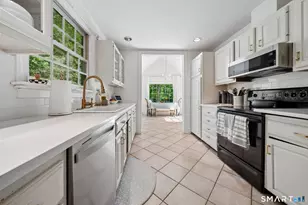 18 Cartbridge Rd, Weston, CT 06883 - Photo 9