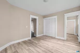 37 Plaza Ave, Waterbury, CT 06710 - Photo 21