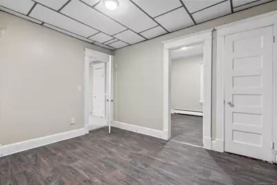 37 Plaza Avenue, Waterbury, CT 06710 - Photo 15