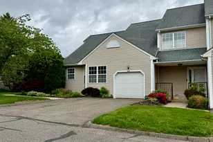 204 Gray Fox Ln, Rocky Hill, CT 06067 - Photo 3