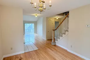 204 Gray Fox Ln, Rocky Hill, CT 06067 - Photo 9