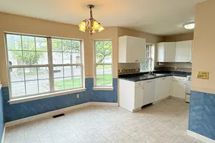 204 Gray Fox Ln, Rocky Hill, CT 06067 - Photo 11