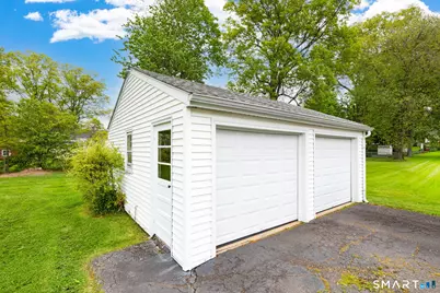 35 Greenfield Street, Wethersfield, CT 06109 - Photo 3