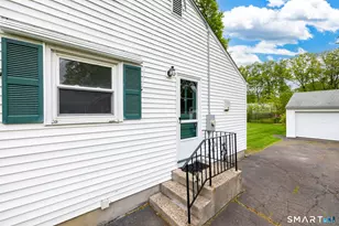 35 Greenfield St, Wethersfield, CT 06109 - Photo 23