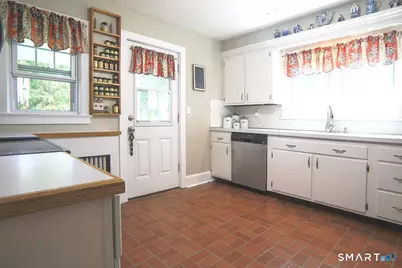 50 Barbara Drive, Norwalk, CT 06851 - Photo 11