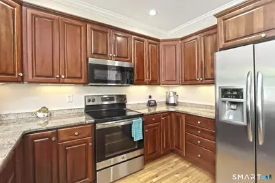 102 Lantern Court #102, Clinton, CT 06413 - Photo 17
