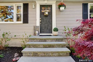 33 Stendahl Dr, Shelton, CT 06484 - Photo 5