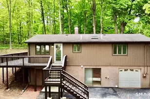 19 Smithfield Ave, Meriden, CT 06451 - Photo 1