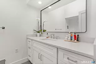 104 Harvest Cmns, Westport, CT 06880 - Photo 15