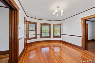 19 Thomas St, West Hartford, CT 06119 - Photo 3