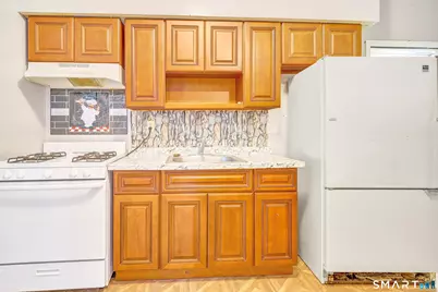 132 Locust Street #14, Waterbury, CT 06704 - Photo 5