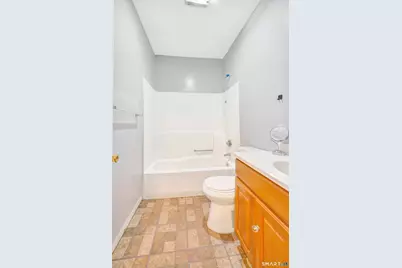132 Locust Street #14, Waterbury, CT 06704 - Photo 3