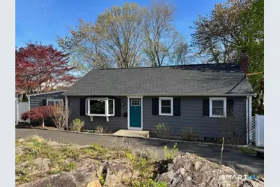 15 Whitwell Street, Milford, CT 06460 - Photo 1