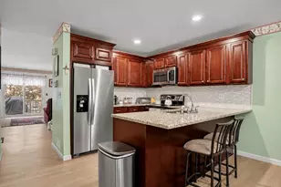 11 Deer Run, Bethel, CT 06801 - Photo 9