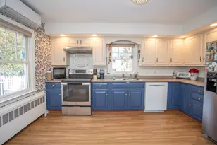 41 Coulter St, Old Saybrook, CT 06475 - Photo 13