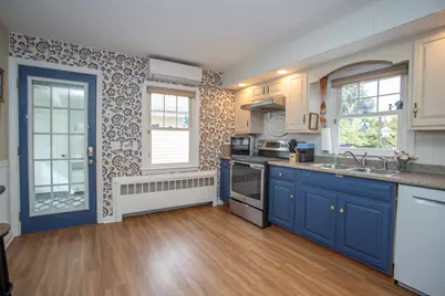 41 Coulter Street, Old Saybrook, CT 06475 - Photo 11