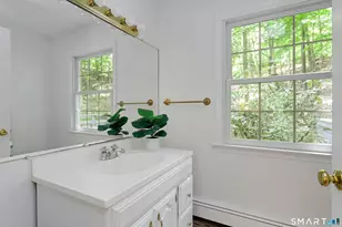 8 Mountain Trail, Stamford, CT 06903 - Photo 11