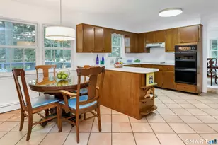 8 Mountain Trail, Stamford, CT 06903 - Photo 7