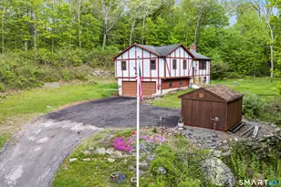 825 Jeremy Swamp Rd, Southbury, CT 06488 - Photo 3