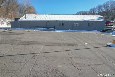 496 Chase Avenue, Waterbury, CT 06704 - Photo 9