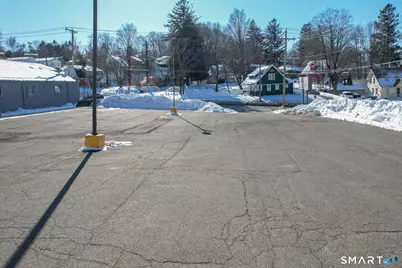 496 Chase Avenue, Waterbury, CT 06704 - Photo 7