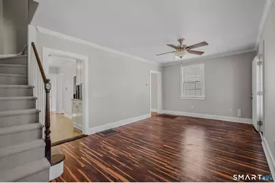 14 West Pleasant Street, New London, CT 06320 - Photo 9