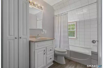 14 West Pleasant Street, New London, CT 06320 - Photo 23