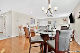 50 Chapman Chase, Windsor Locks, CT 06096 - Photo 9