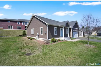 50 Chapman Chase #50, Windsor Locks, CT 06096 - Photo 3