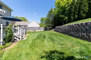 691 West St, Southington, CT 06489 - Photo 33