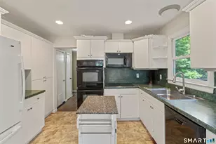 23 Windaway Rd, Bethel, CT 06801 - Photo 7