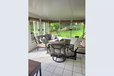 21 Ruby Street, New Haven, CT 06515 - Photo 9