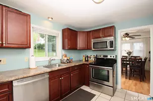21 Ruby St, New Haven, CT 06515 - Photo 13