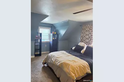 21 Ruby Street, New Haven, CT 06515 - Photo 11