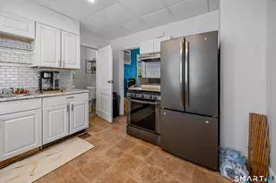 19 Cumley St, Hamden, CT 06514 - Photo 15