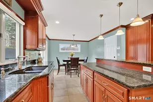 104 Old Farms Rd, Glastonbury, CT 06073 - Photo 9